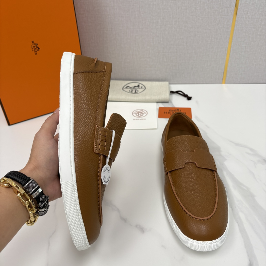 💋💍H家新品 Hermè* 爱马-仕 Job 牛皮乐福鞋 官方 9,300 甄选进口小牛皮/粒面牛皮/绒