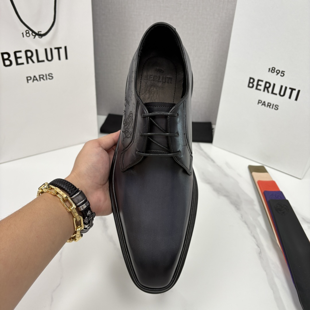 💋💍BERLUT* 布鲁提 ALTO 小牛皮胚手工擦色缝制胶底休闲皮鞋德比皮鞋 皮鞋 官方 18.900