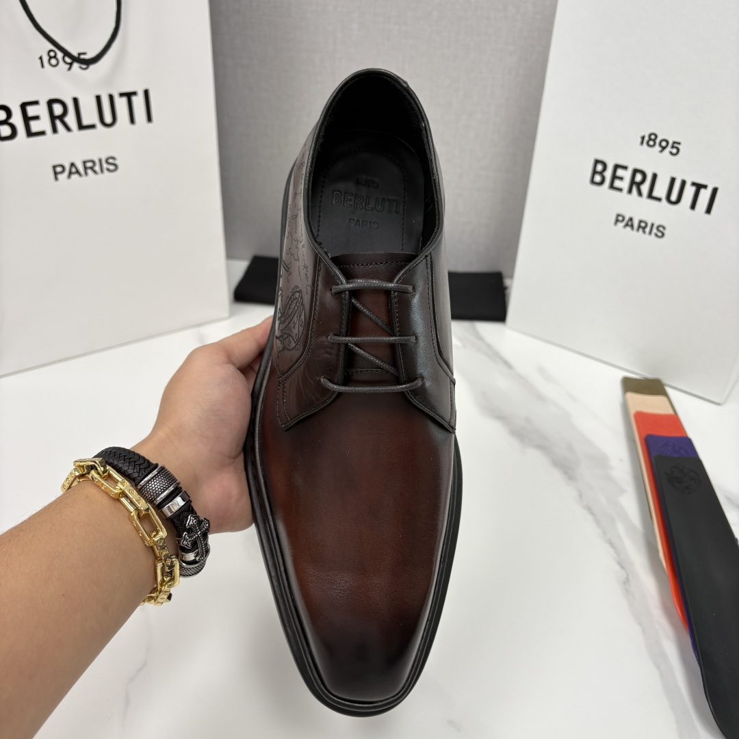 💋💍BERLUT* 布鲁提 ALTO 小牛皮胚手工擦色缝制胶底休闲皮鞋德比皮鞋 皮鞋 官方 18.900
