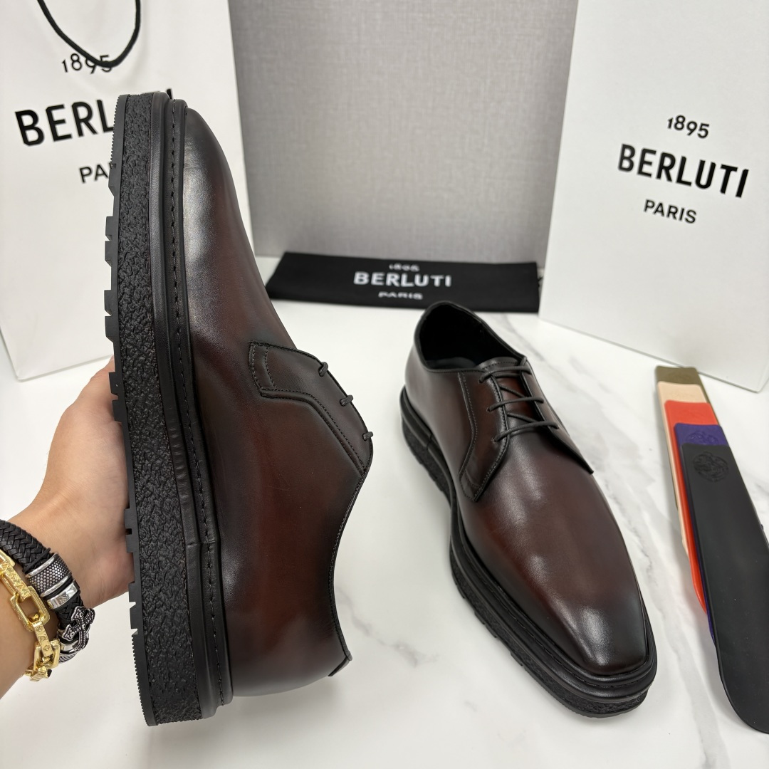 💋💍BERLUT* 布鲁提 ALTO 小牛皮胚手工擦色缝制胶底休闲皮鞋德比皮鞋 皮鞋 官方 18.900