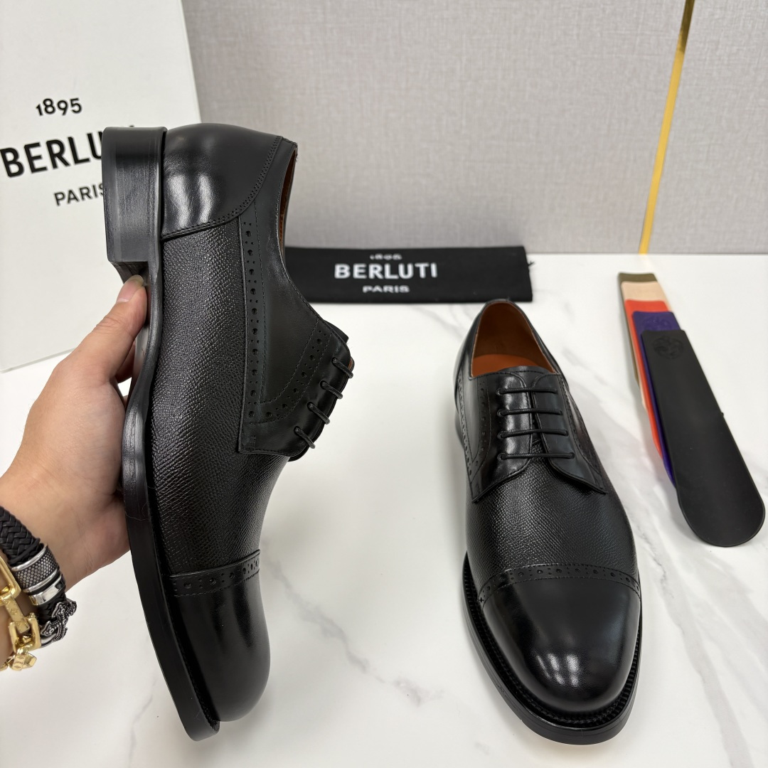 💋💍Berlut* 布鲁提 新款男士手工擦色正装皮鞋上新🆕 鳄鱼纹牛津鞋的商务与格调的极致融合。甄选优质