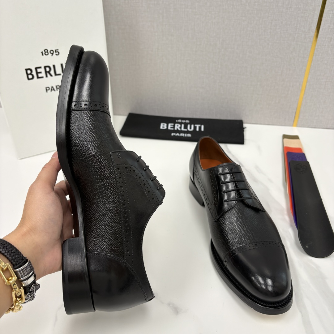 💋💍Berlut* 布鲁提 新款男士手工擦色正装皮鞋上新🆕 鳄鱼纹牛津鞋的商务与格调的极致融合。甄选优质