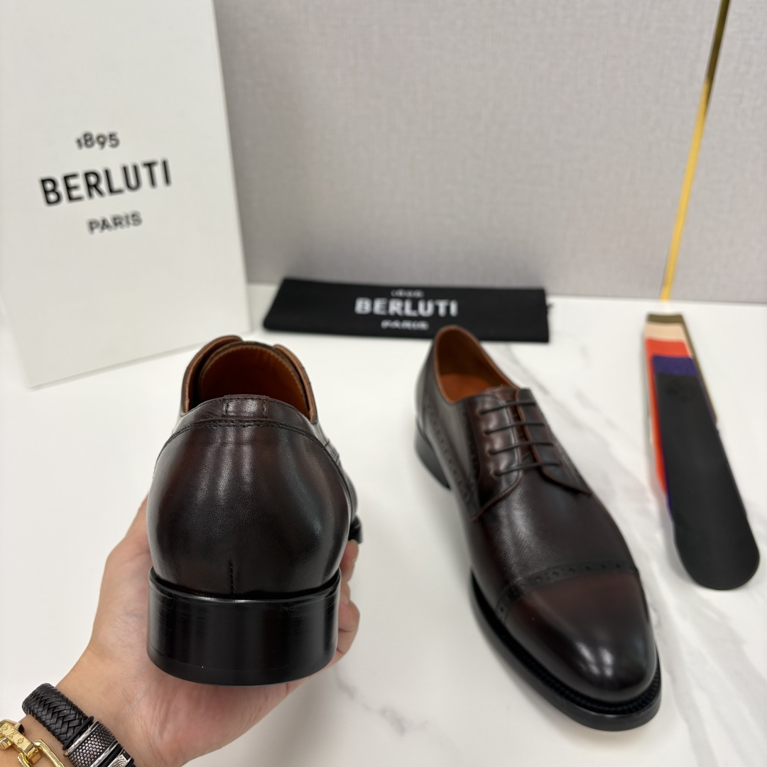 💋💍Berlut* 布鲁提 新款男士手工擦色正装皮鞋上新🆕 鳄鱼纹牛津鞋的商务与格调的极致融合。甄选优质