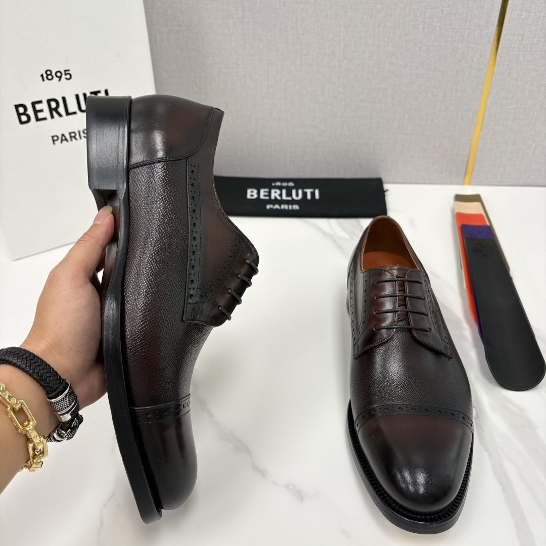 💋💍Berlut* 布鲁提 新款男士手工擦色正装皮鞋上新🆕 鳄鱼纹牛津鞋的商务与格调的极致融合。甄选优质