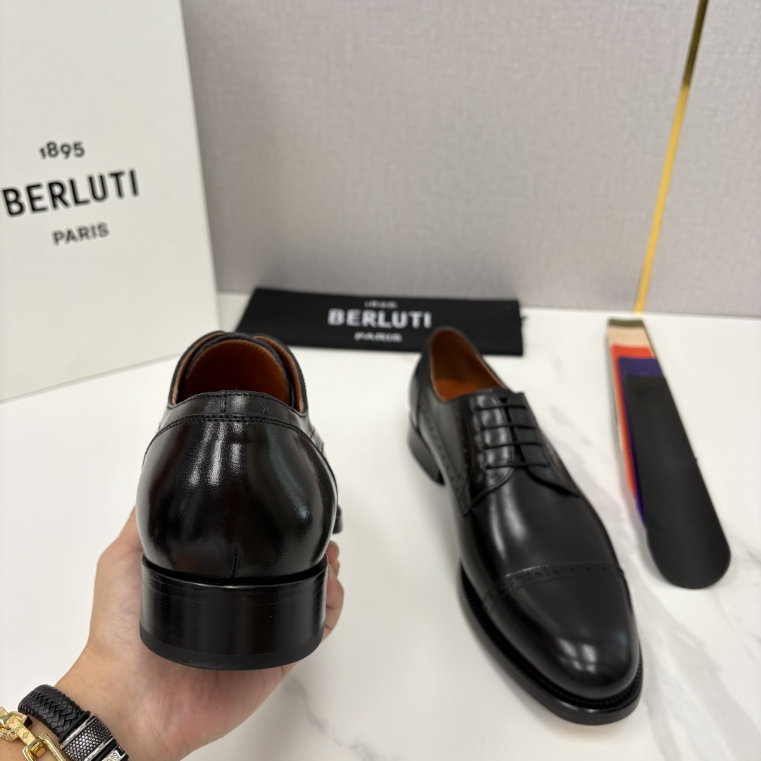 💋💍Berlut* 布鲁提 新款男士手工擦色正装皮鞋上新🆕 鳄鱼纹牛津鞋的商务与格调的极致融合。甄选优质