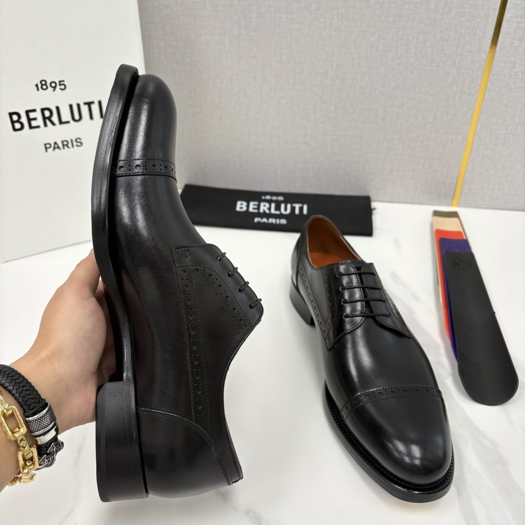 💋💍Berlut* 布鲁提 新款男士手工擦色正装皮鞋上新🆕 鳄鱼纹牛津鞋的商务与格调的极致融合。甄选优质