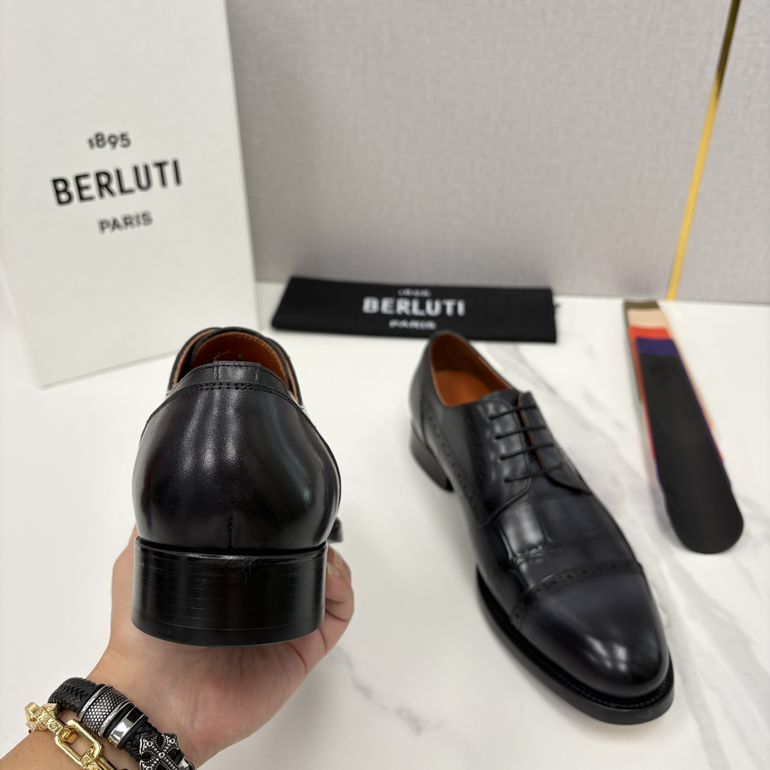 💋💍Berlut* 布鲁提 新款男士手工擦色正装皮鞋上新🆕 鳄鱼纹牛津鞋的商务与格调的极致融合。甄选优质