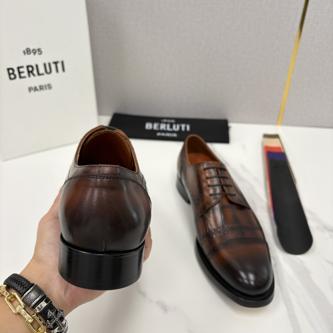 💋💍Berlut* 布鲁提 新款男士手工擦色正装皮鞋上新🆕 鳄鱼纹牛津鞋的商务与格调的极致融合。甄选优质
