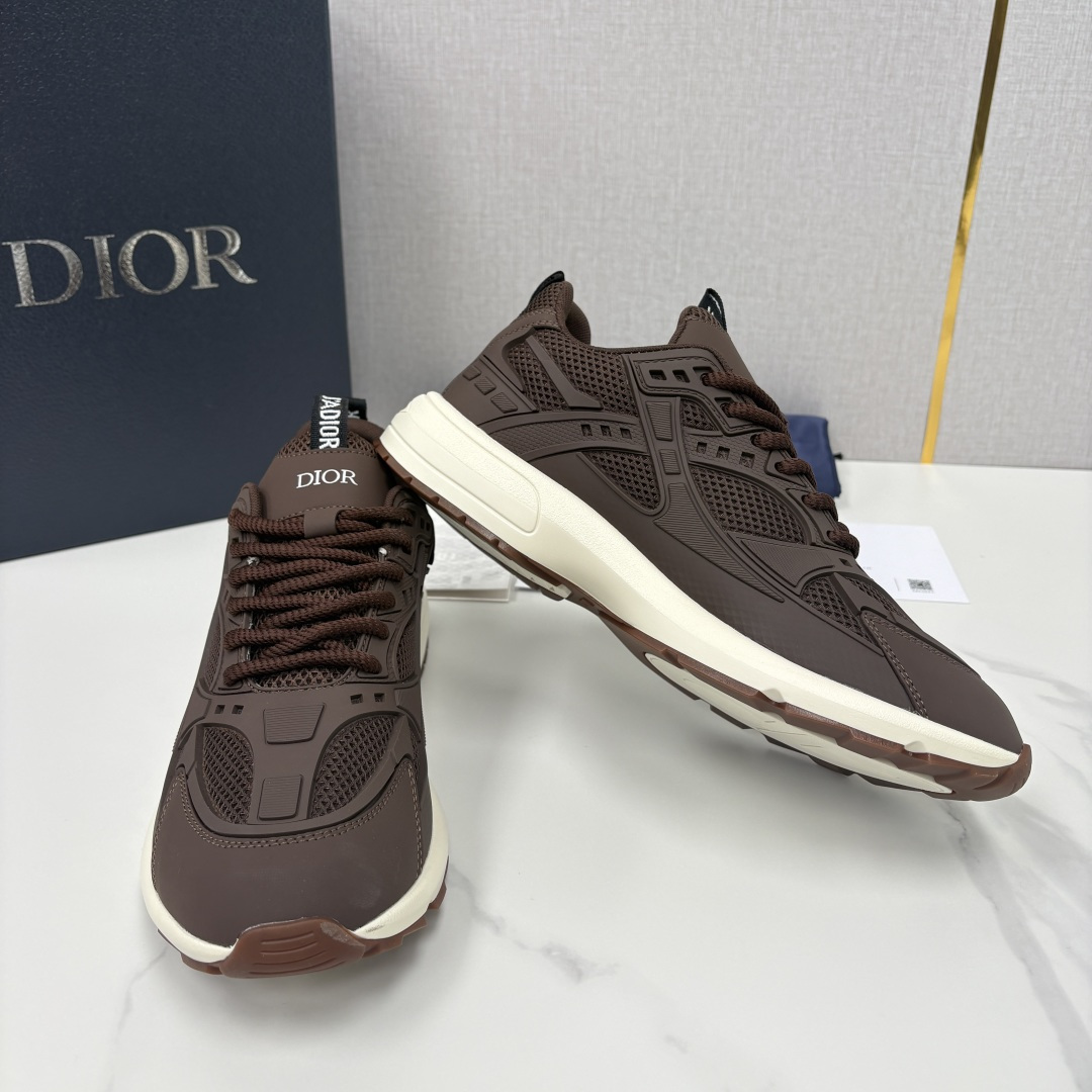 💋💍CD家新品 DIO*R 迪-奥 新款运动鞋跑鞋 复古机能风老爹鞋 高奢运动美学的标杆之作。 采用多层