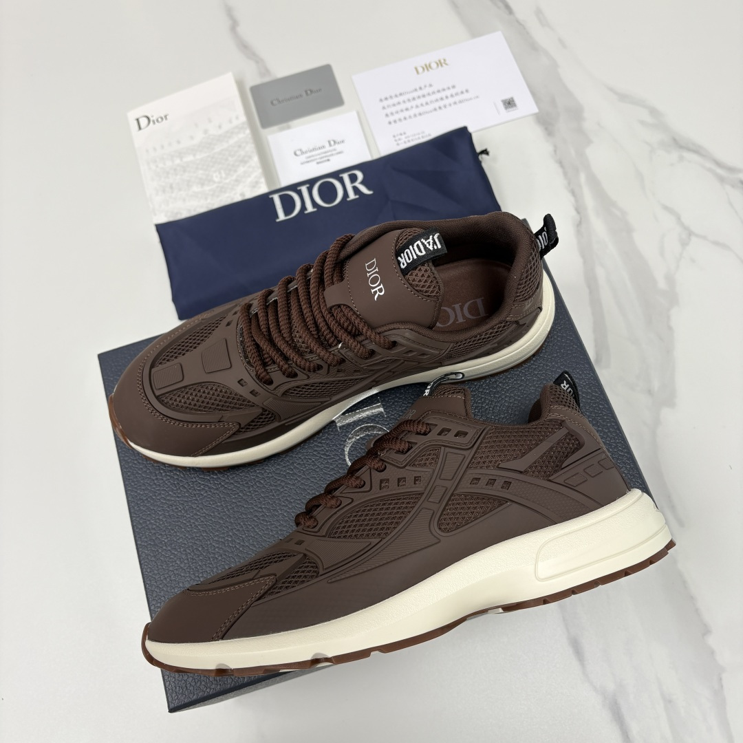 💋💍CD家新品 DIO*R 迪-奥 新款运动鞋跑鞋 复古机能风老爹鞋 高奢运动美学的标杆之作。 采用多层