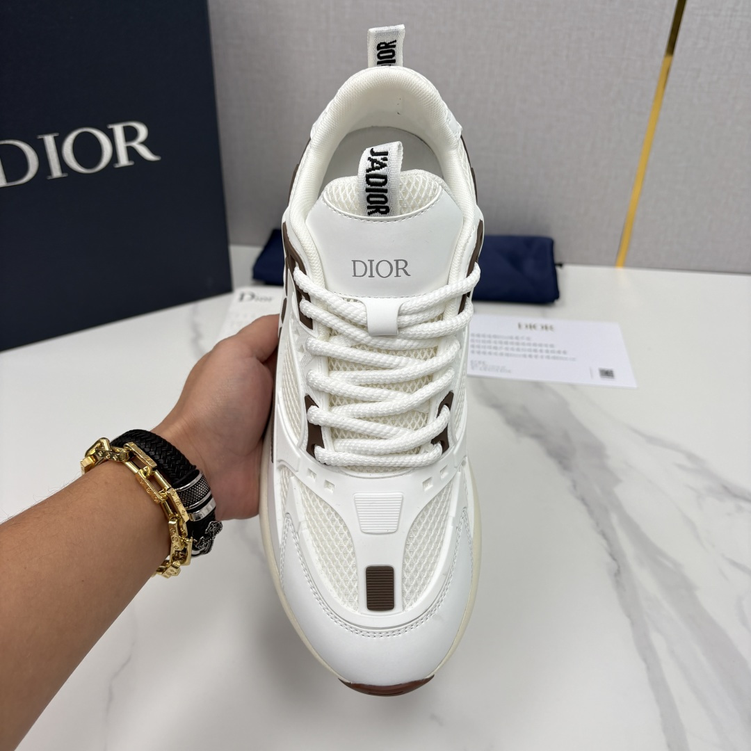 💋💍CD家新品 DIO*R 迪-奥 新款运动鞋跑鞋 复古机能风老爹鞋 高奢运动美学的标杆之作。 采用多层