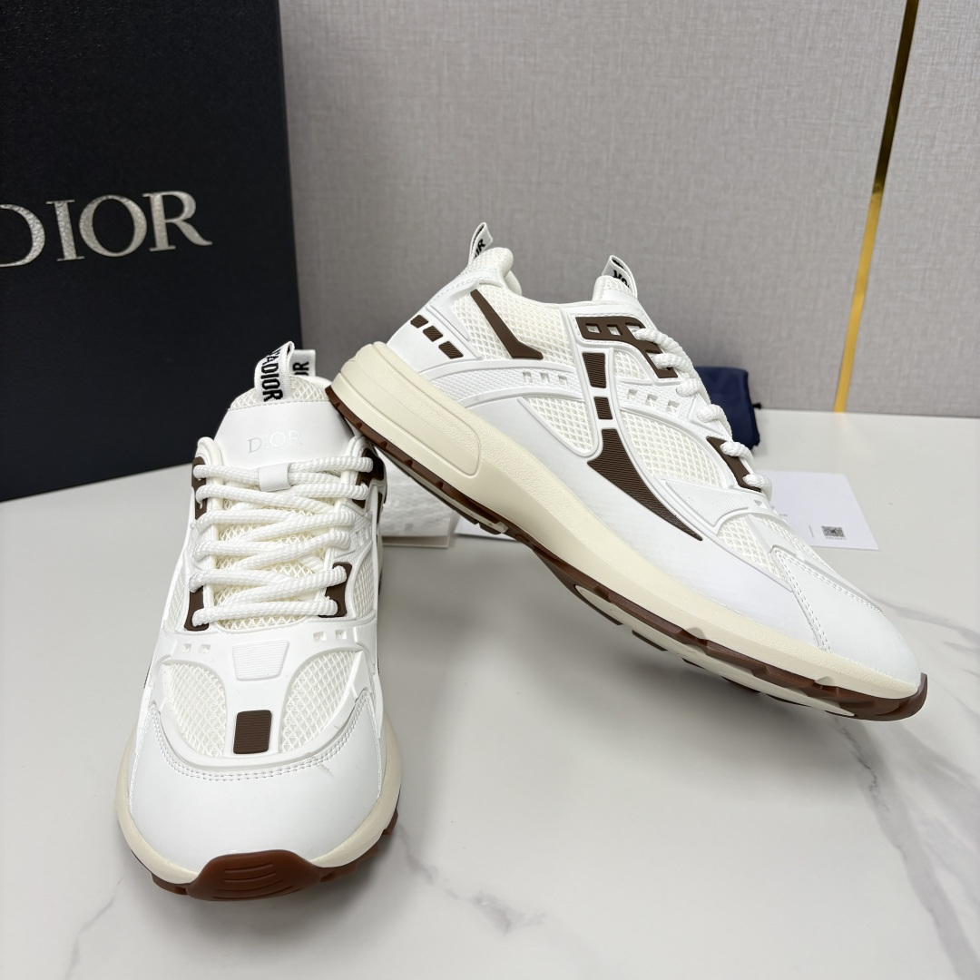 💋💍CD家新品 DIO*R 迪-奥 新款运动鞋跑鞋 复古机能风老爹鞋 高奢运动美学的标杆之作。 采用多层