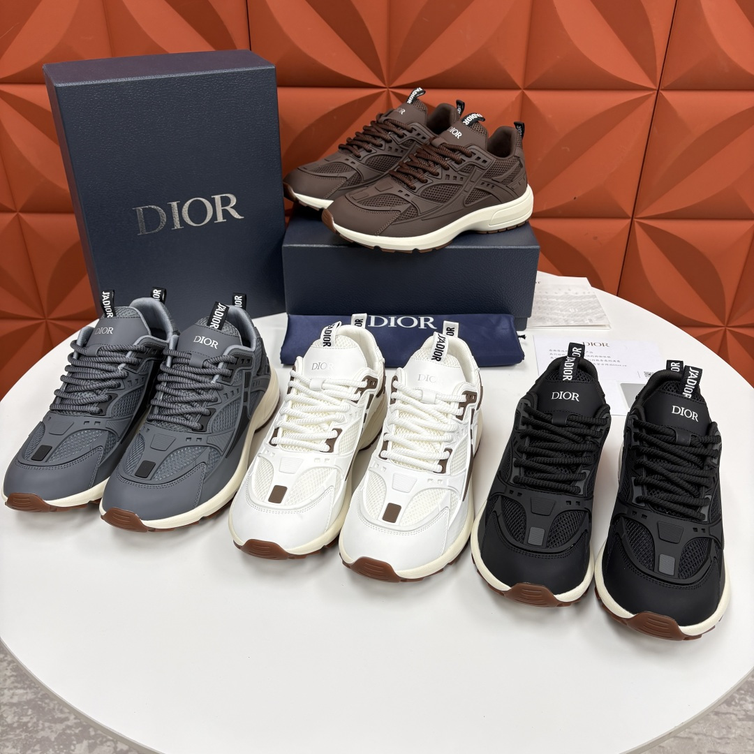 💋💍CD家新品 DIO*R 迪-奥 新款运动鞋跑鞋 复古机能风老爹鞋 高奢运动美学的标杆之作。 采用多层