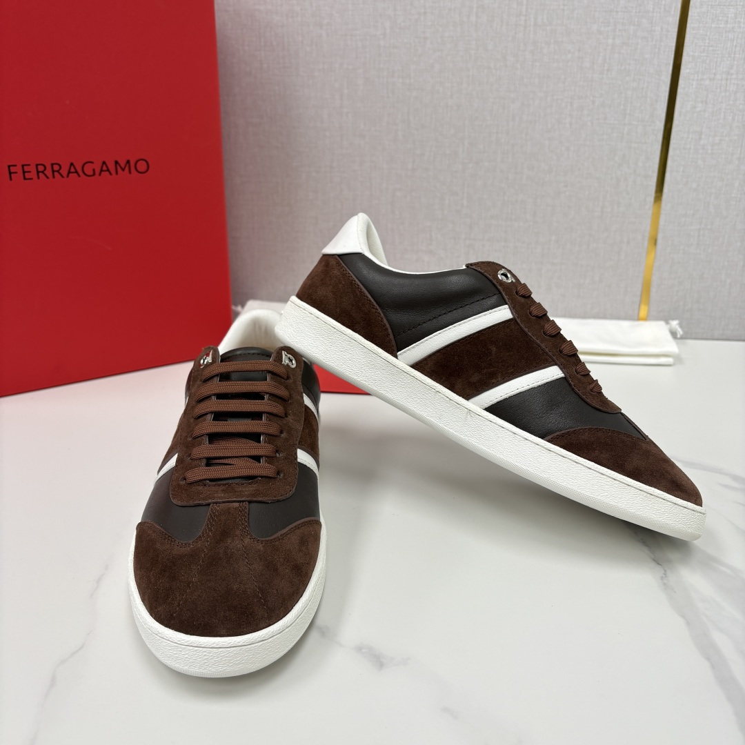 💋💍SF家新品 菲拉-格慕 FERRAGAM* 撞色拼接休闲板鞋。意式轻奢的日常美学标识装饰低帮休闲鞋板