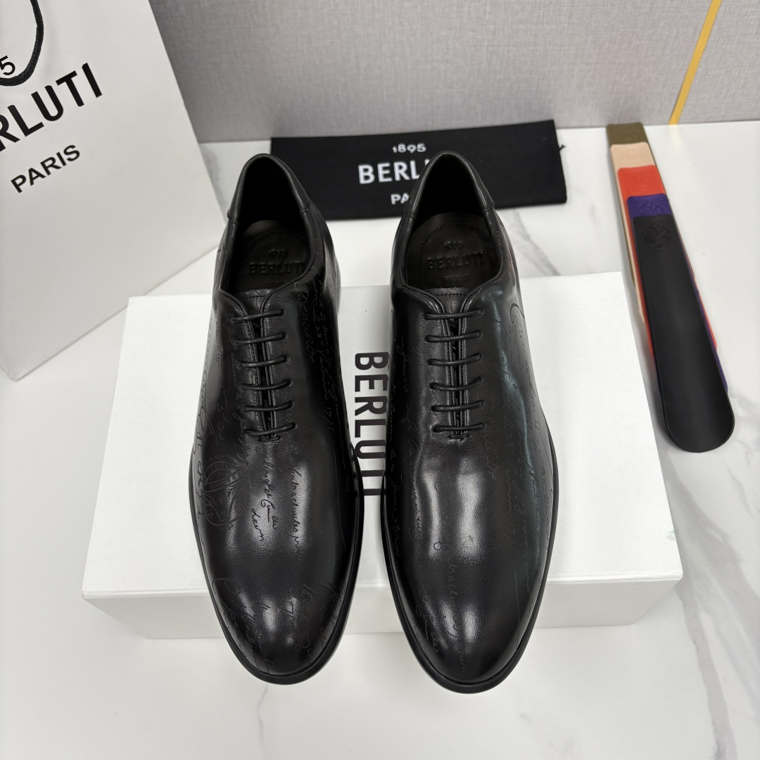 💋💍Berlut*布鲁提新品 特别定制的男士新款系带休闲德比鞋 采用BERLUT*标志性的Venezia