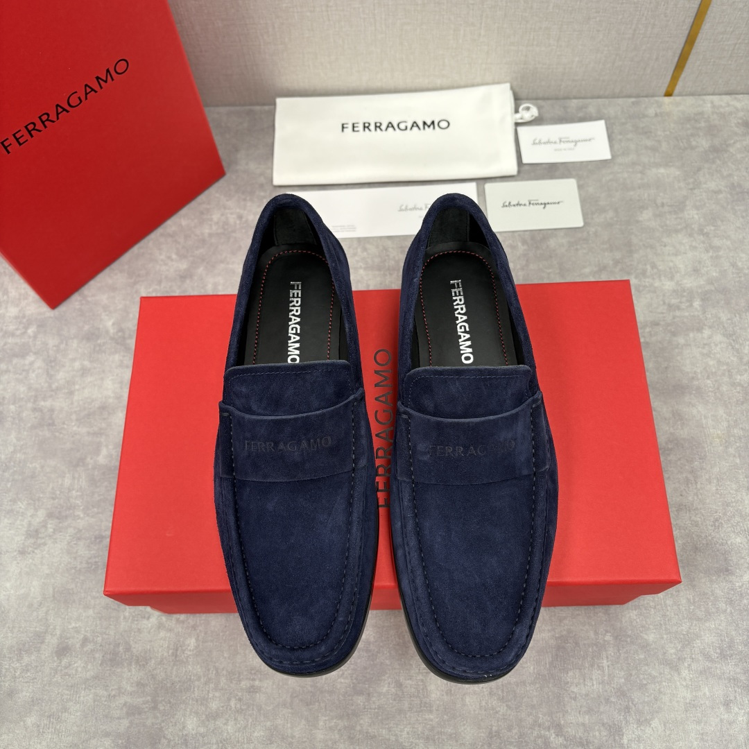 💋💍SF家 菲拉～ 新品GANCINI扣饰男士乐福鞋皮鞋 一脚蹬便鞋 官方 6700 这款牛皮乐福鞋以进