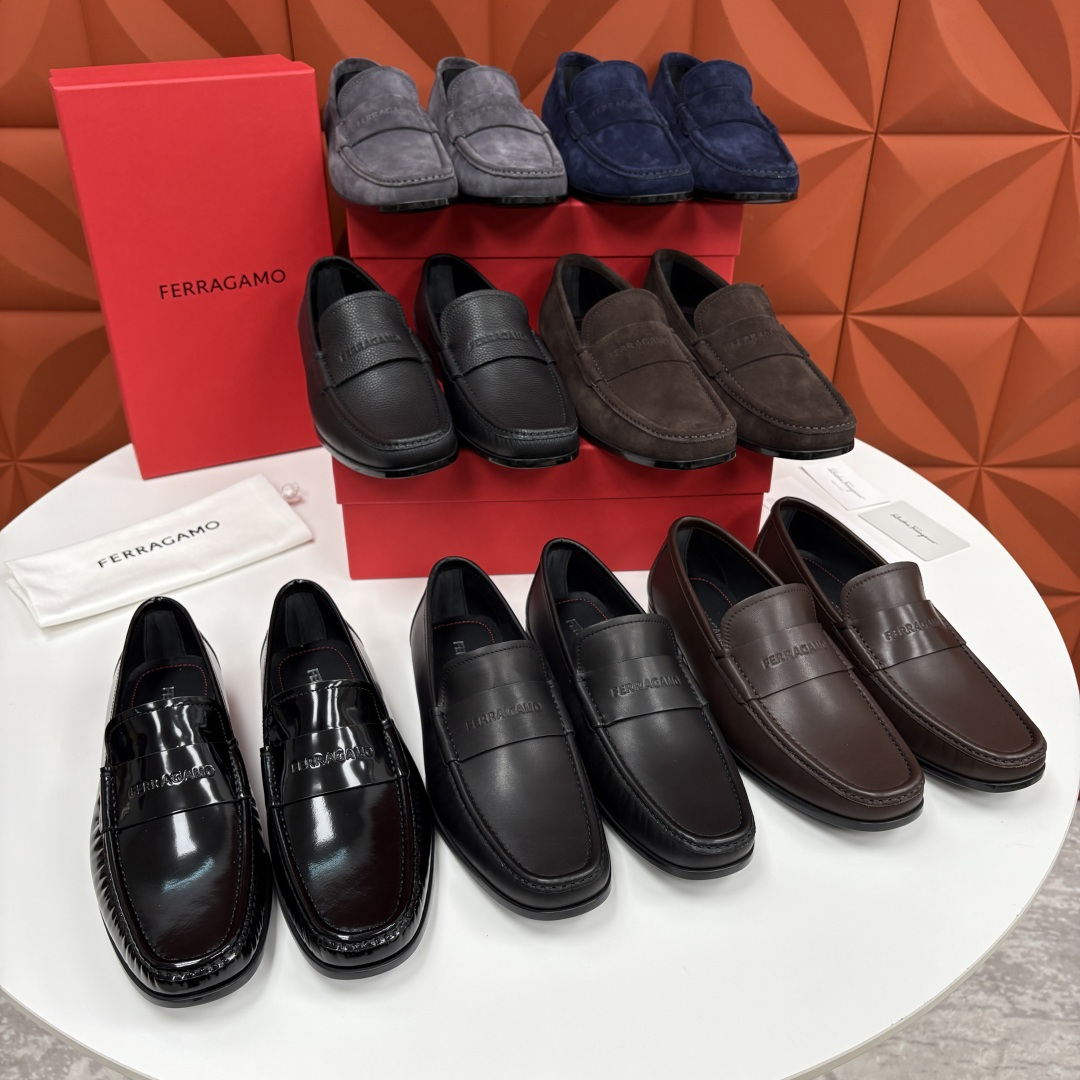 💋💍SF家 菲拉～ 新品GANCINI扣饰男士乐福鞋皮鞋 一脚蹬便鞋 官方 6700 这款牛皮乐福鞋以进