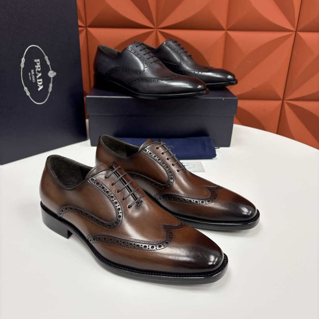 💋💍P家新品 Prad* 普拉-达 男士正装鞋布洛克皮鞋 采用意大利头层小牛皮，皮质细腻柔韧，自带自然光