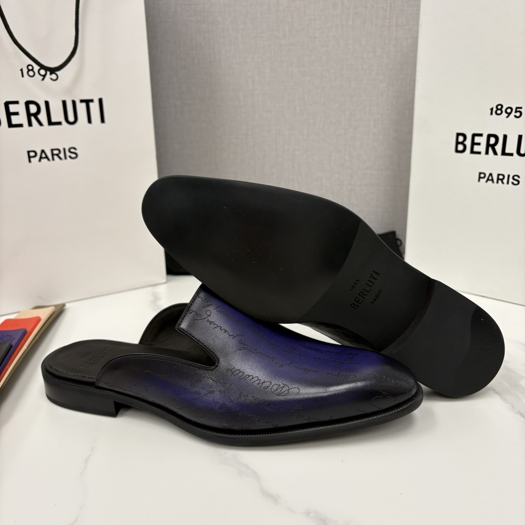 💋💍Berlut* 布鲁提 官网热卖新款 Cyrus Scritto 图纹皮革拖鞋 官方 13,800 
