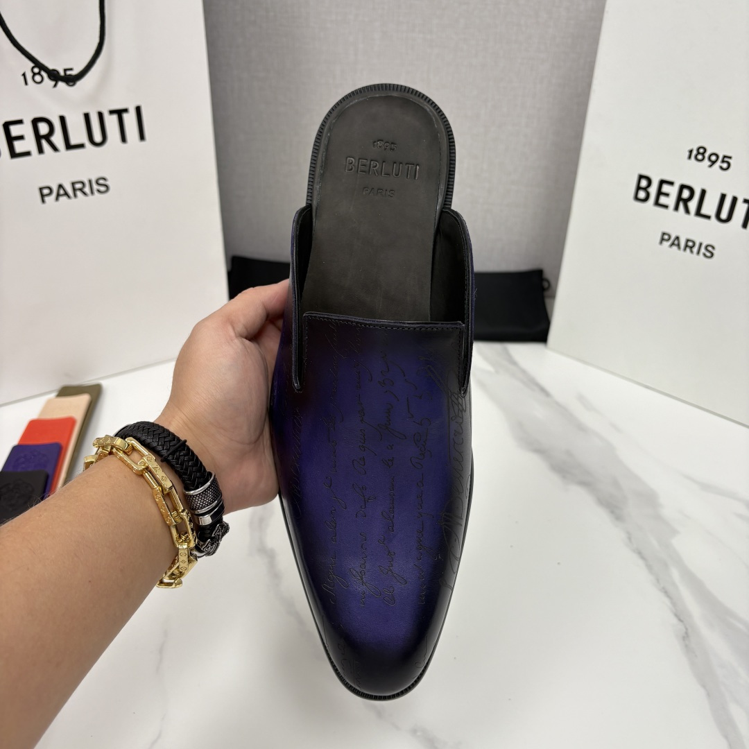 💋💍Berlut* 布鲁提 官网热卖新款 Cyrus Scritto 图纹皮革拖鞋 官方 13,800 