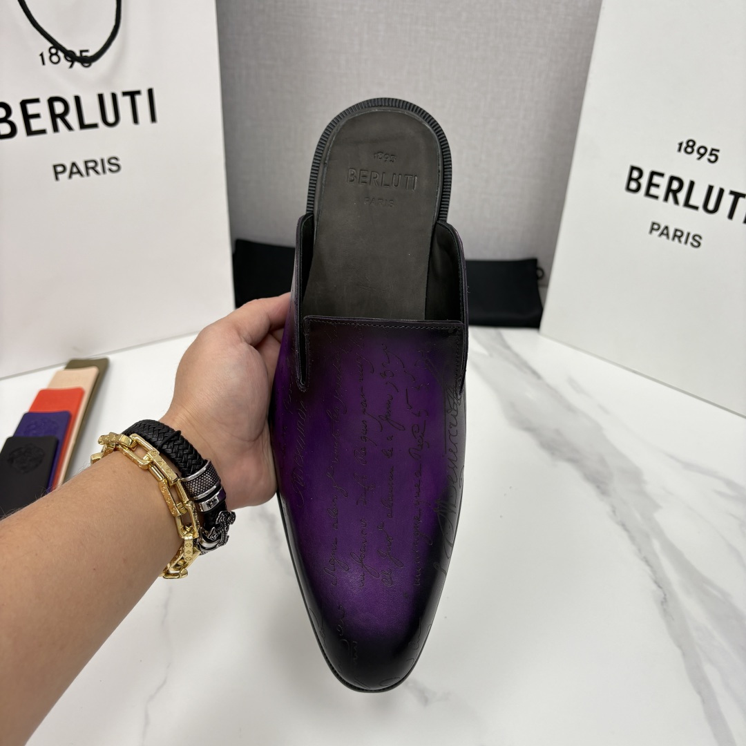 💋💍Berlut* 布鲁提 官网热卖新款 Cyrus Scritto 图纹皮革拖鞋 官方 13,800 