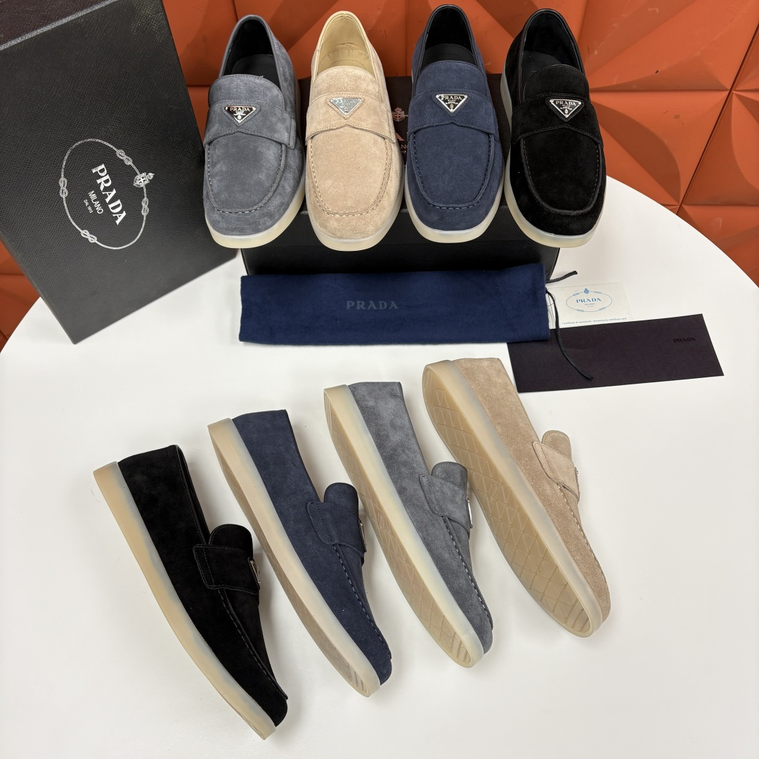 💋💍P家新品 PRAD* 普拉-达 男士绒面乐福鞋 意式优雅，一步到位 这双乐福鞋是标志性的优雅通勤之作