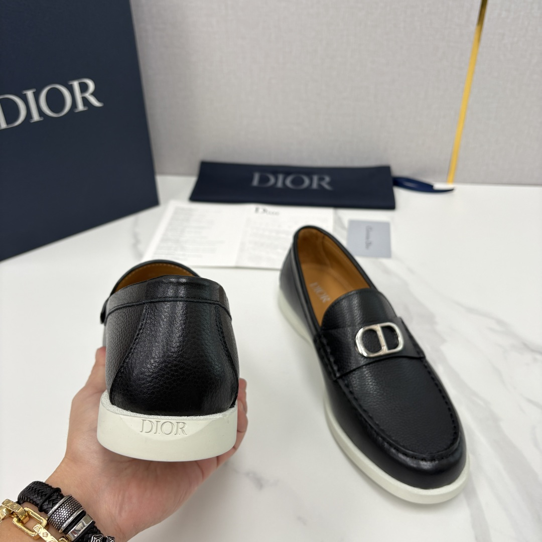 💋💍CD家新品 Dio* 迪-奥 Granville 经典徽标乐福鞋 官方 8,500 这款乐福鞋是一款