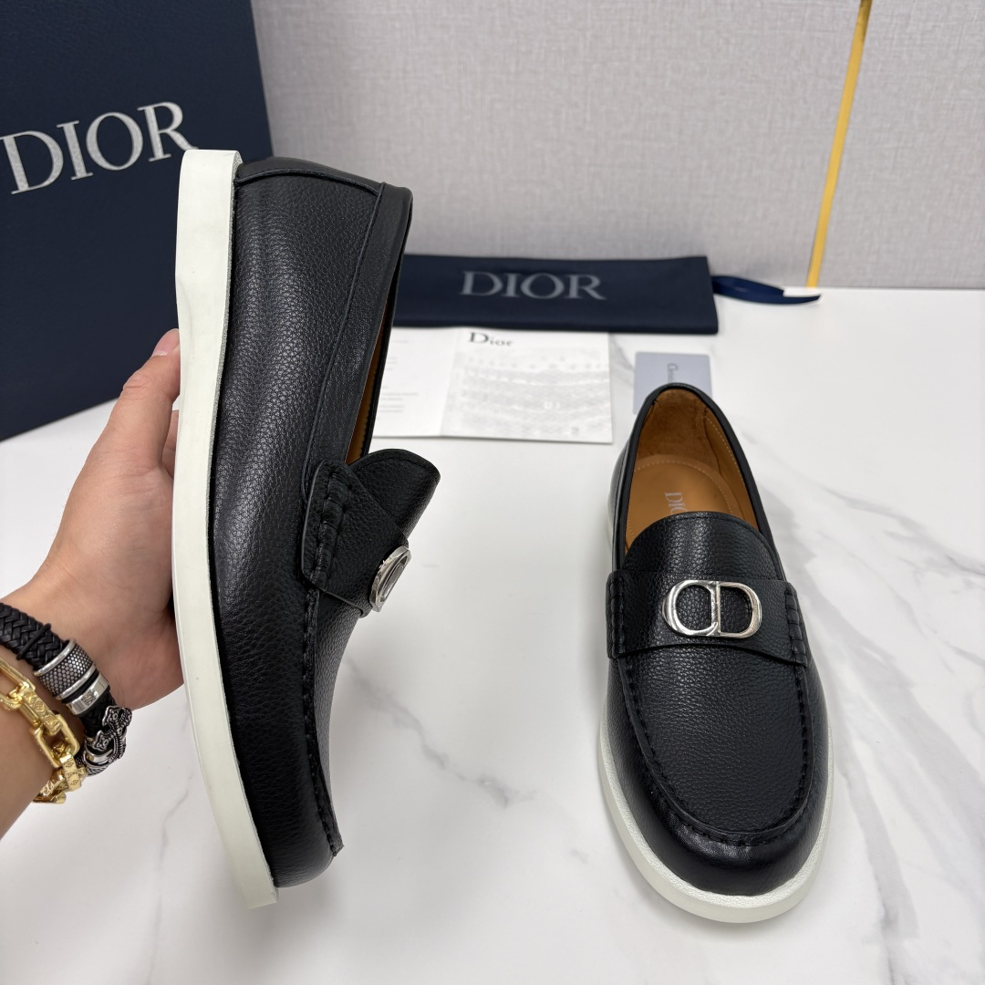 💋💍CD家新品 Dio* 迪-奥 Granville 经典徽标乐福鞋 官方 8,500 这款乐福鞋是一款