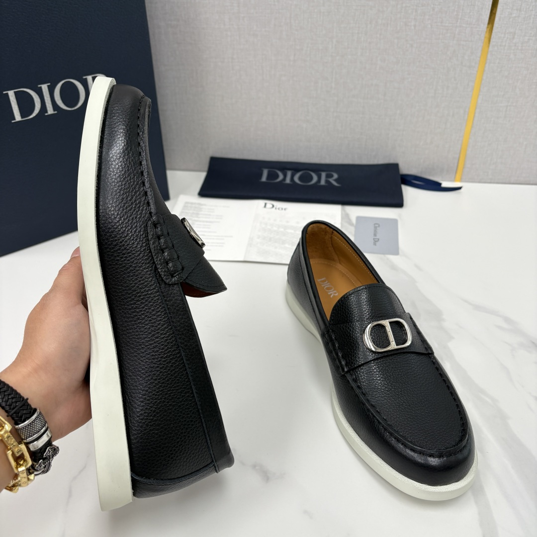 💋💍CD家新品 Dio* 迪-奥 Granville 经典徽标乐福鞋 官方 8,500 这款乐福鞋是一款