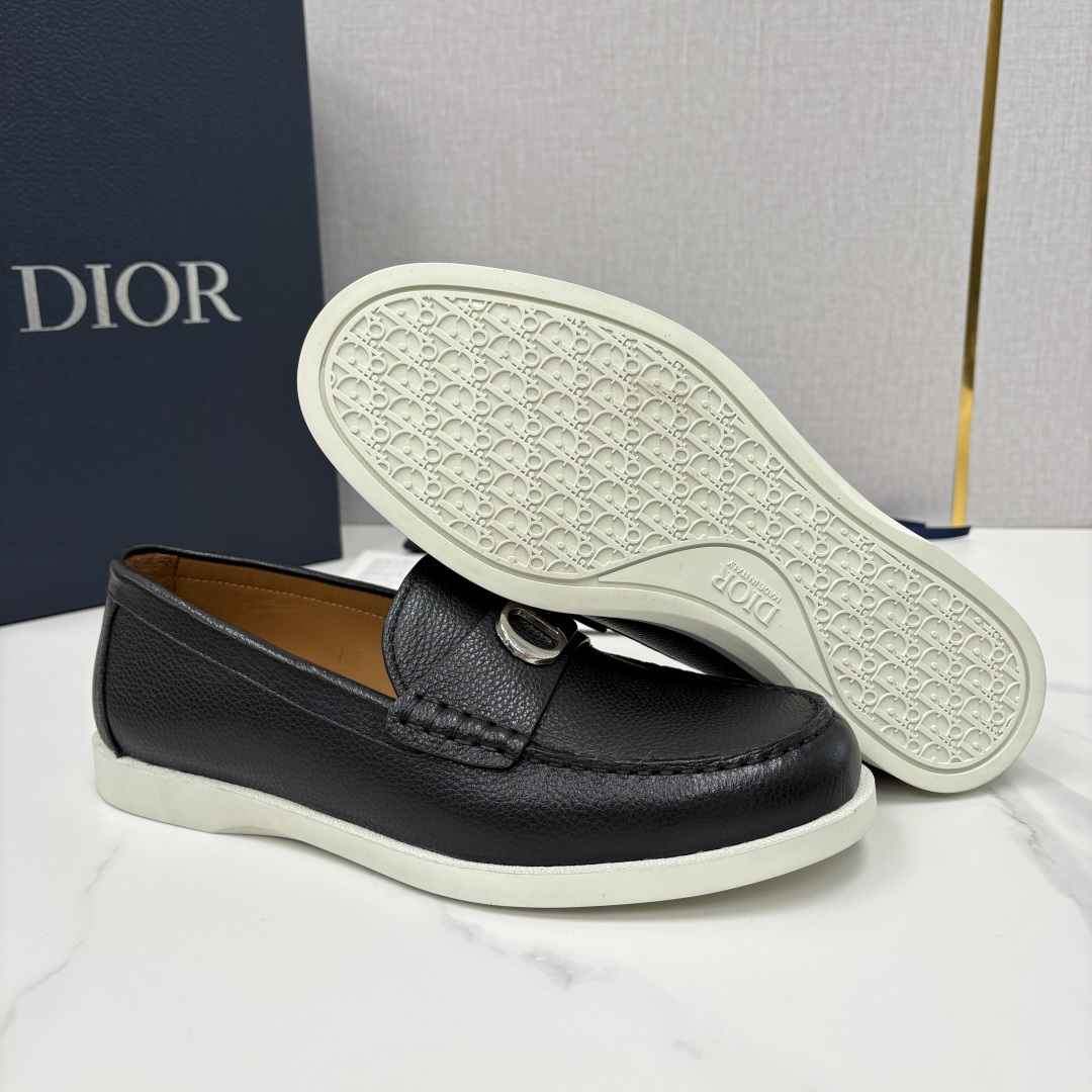 💋💍CD家新品 Dio* 迪-奥 Granville 经典徽标乐福鞋 官方 8,500 这款乐福鞋是一款