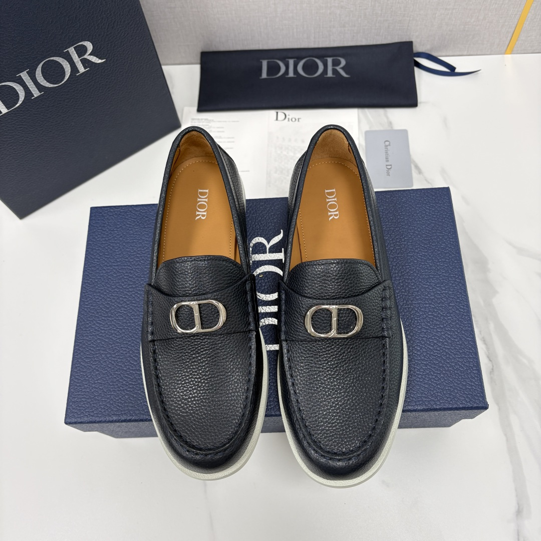 💋💍CD家新品 Dio* 迪-奥 Granville 经典徽标乐福鞋 官方 8,500 这款乐福鞋是一款