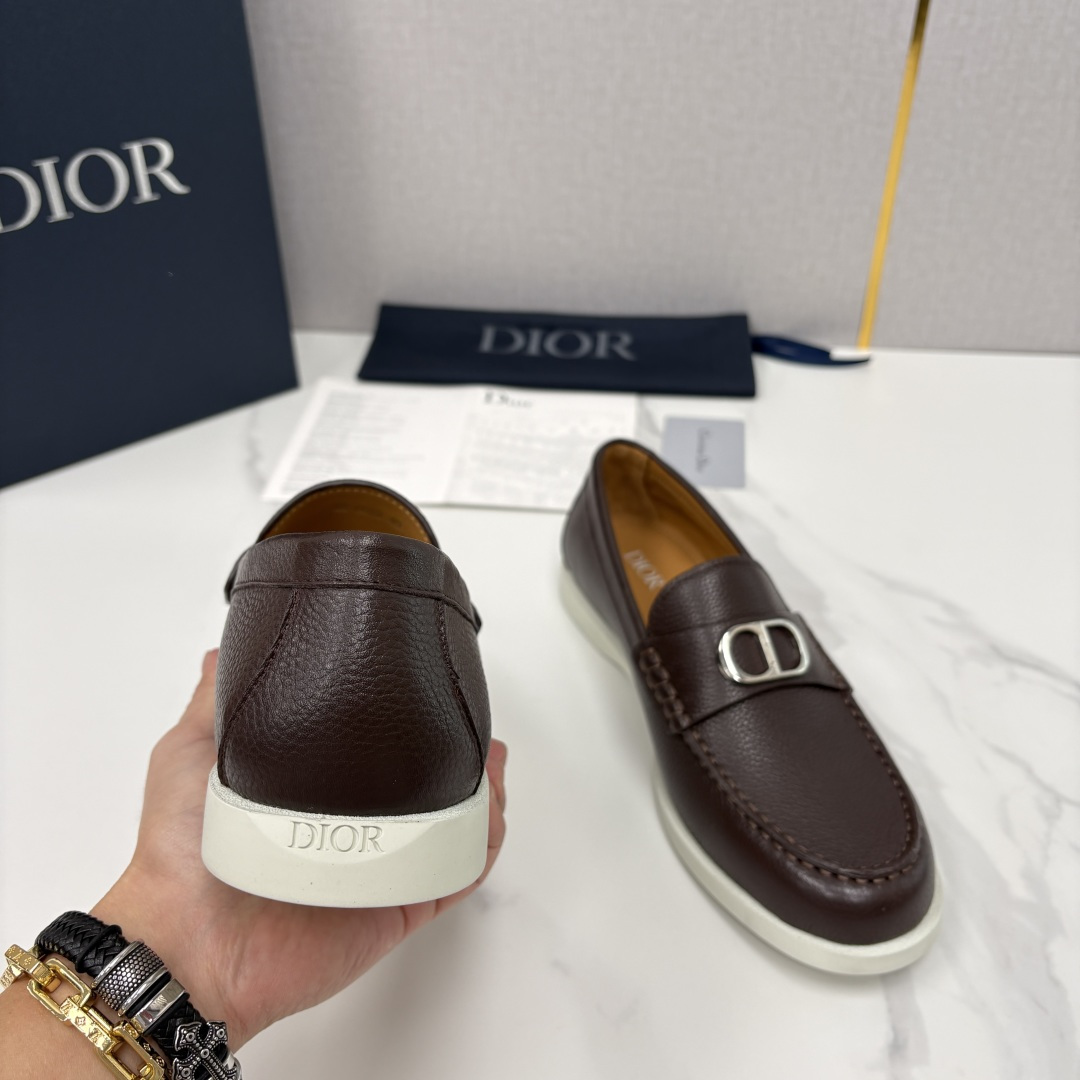 💋💍CD家新品 Dio* 迪-奥 Granville 经典徽标乐福鞋 官方 8,500 这款乐福鞋是一款