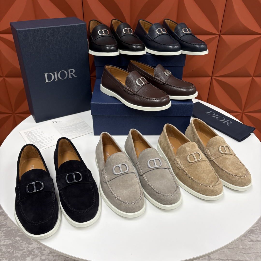 💋💍CD家新品 Dio* 迪-奥 Granville 经典徽标乐福鞋 官方 8,500 这款乐福鞋是一款