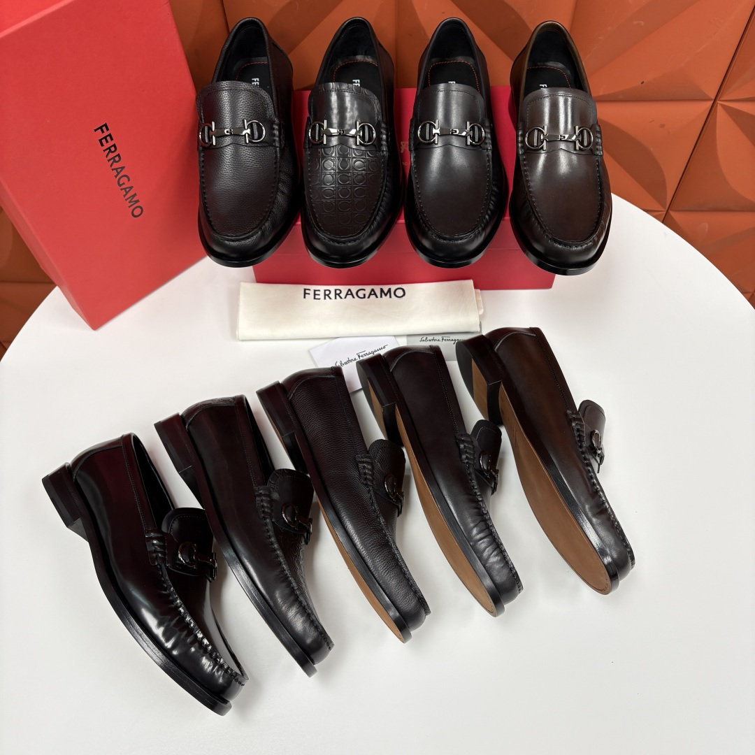 💋💍 SF 家新品 菲拉-格慕 Ferragam* 专柜同步新款 男士便鞋 经典马衔扣乐福鞋皮鞋系列 ✨