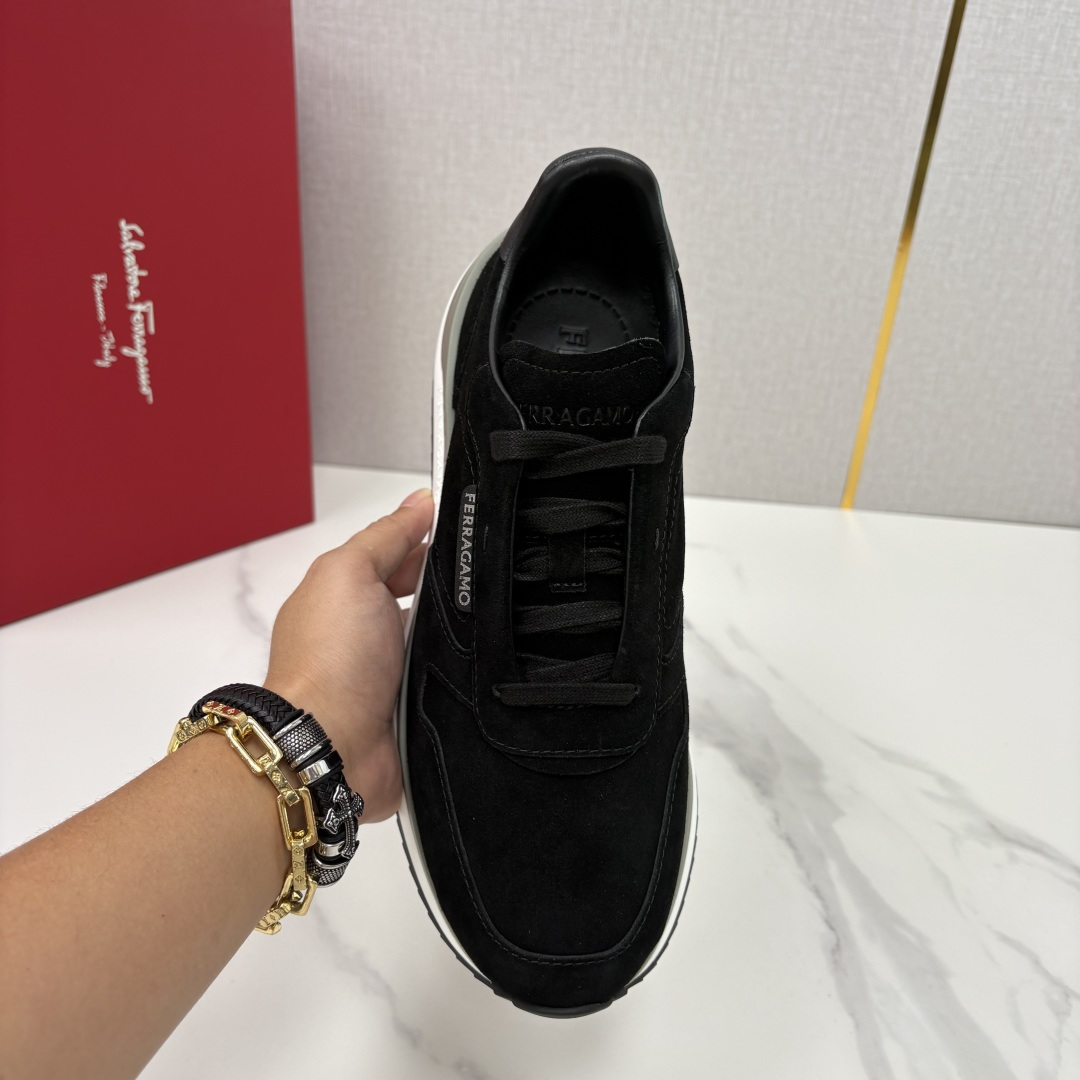 💋💍SF家新品 菲拉～格慕 FERRAGAM* 低帮休闲运动鞋 奢华与舒适的双重盛宴 官方 8,500 