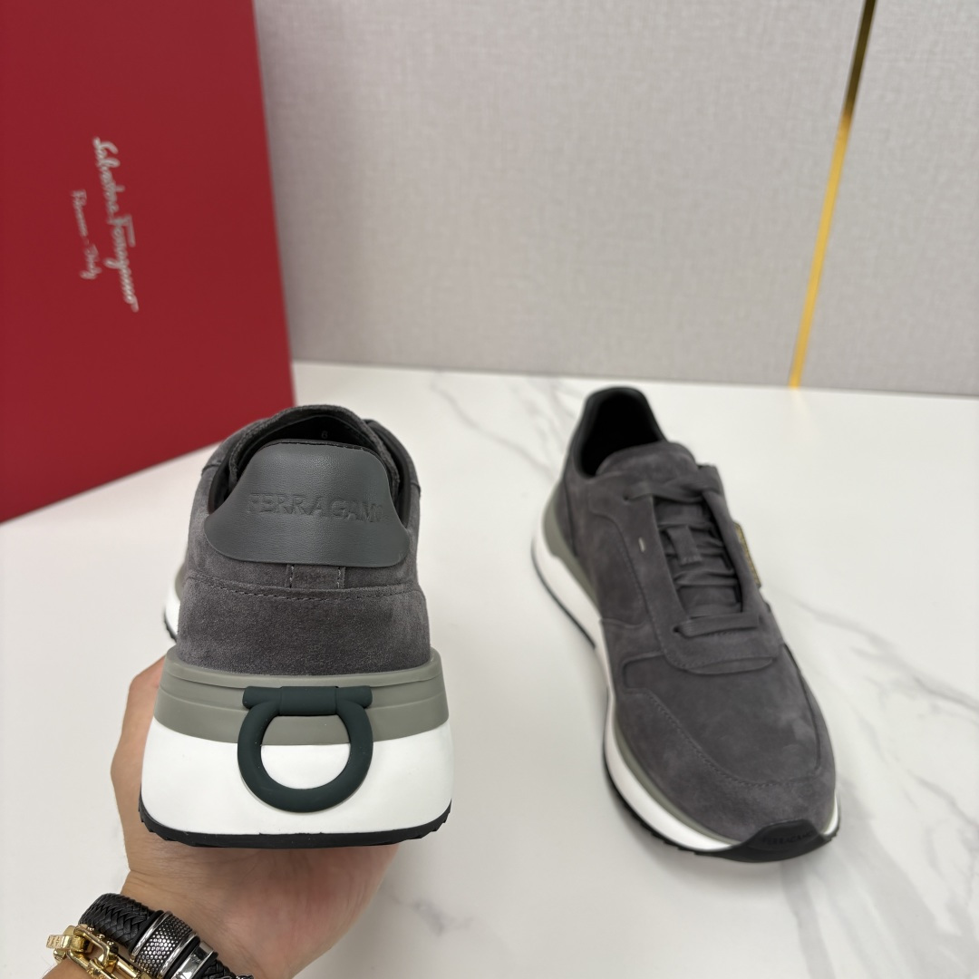 💋💍SF家新品 菲拉～格慕 FERRAGAM* 低帮休闲运动鞋 奢华与舒适的双重盛宴 官方 8,500 