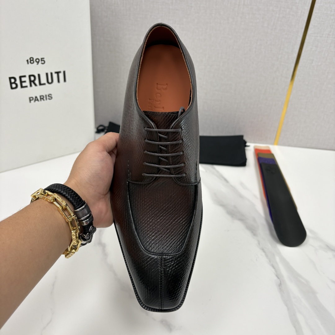 💋💍Berlut* 布鲁提 新款男士手工擦色正装皮鞋出货 甄选优质进口小牛皮鞋面 手工擦色工艺处理效果 