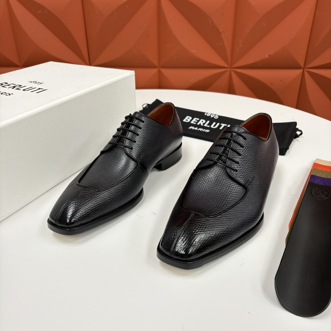 💋💍Berlut* 布鲁提 新款男士手工擦色正装皮鞋出货 甄选优质进口小牛皮鞋面 手工擦色工艺处理效果 