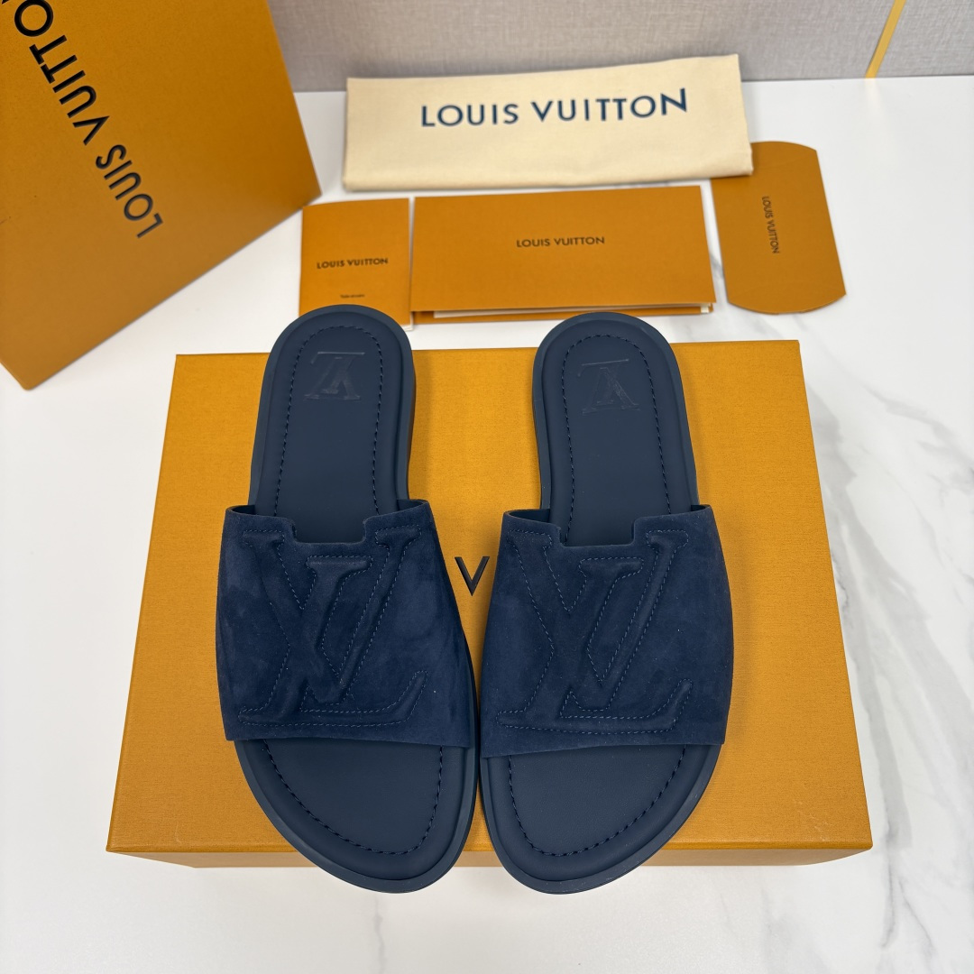 💋💍L家夏季新品 路易-威登 L*V PORTOFINO 凉拖 官方 7,050 将法式奢华与夏日休闲完