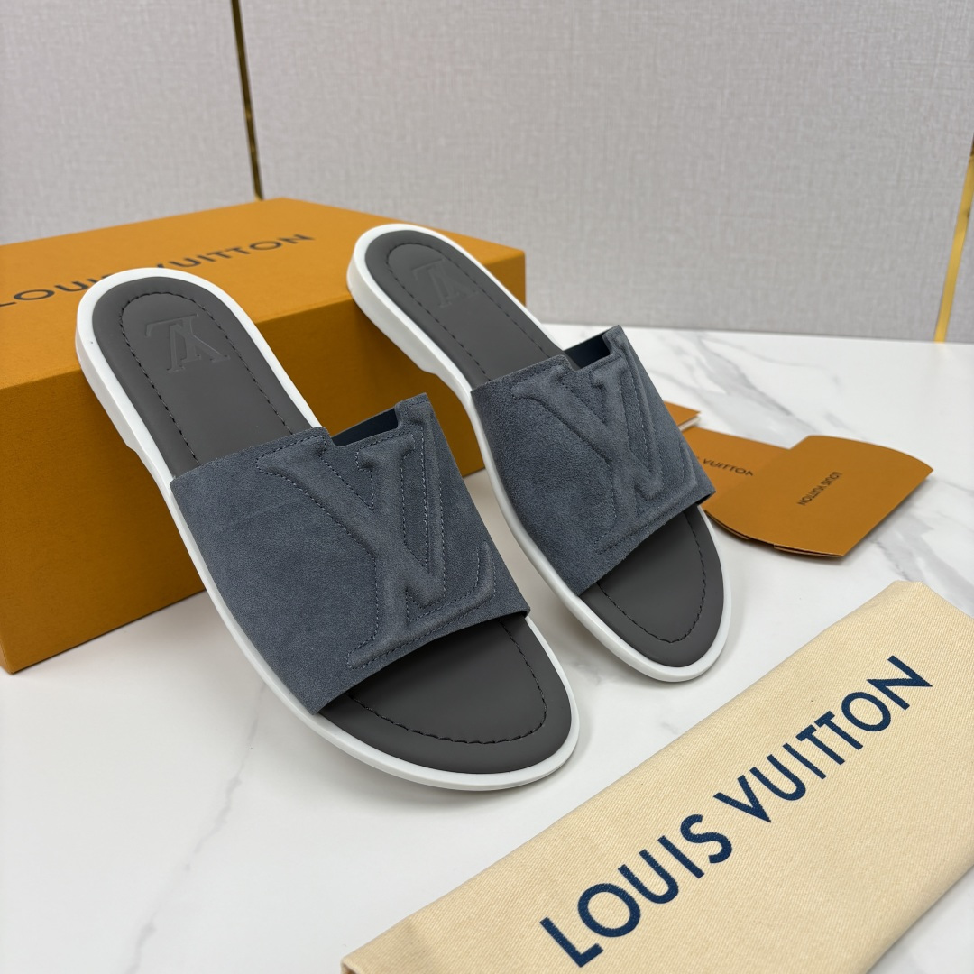 💋💍L家夏季新品 路易-威登 L*V PORTOFINO 凉拖 官方 7,050 将法式奢华与夏日休闲完