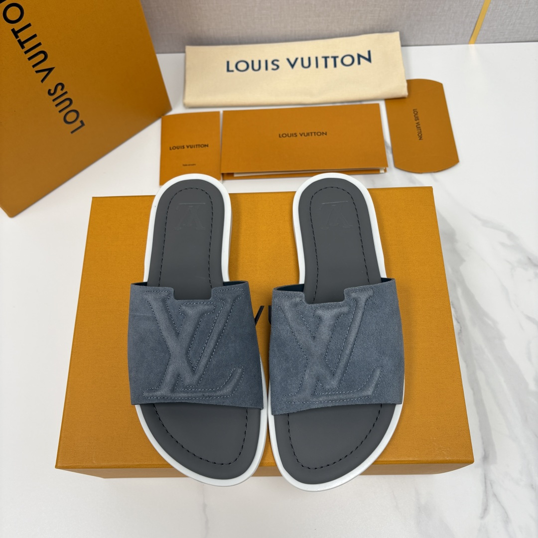 💋💍L家夏季新品 路易-威登 L*V PORTOFINO 凉拖 官方 7,050 将法式奢华与夏日休闲完