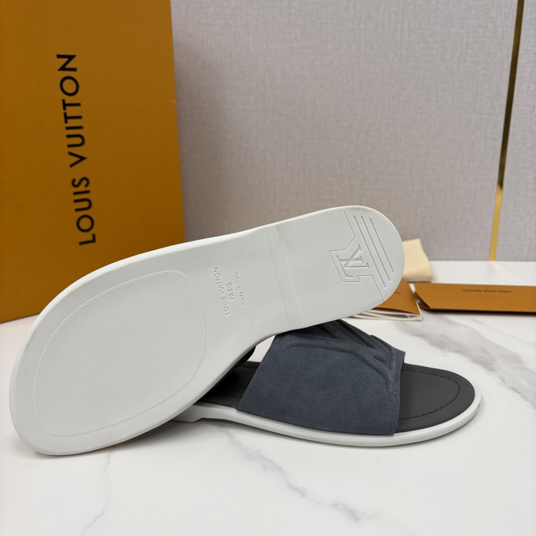 💋💍L家夏季新品 路易-威登 L*V PORTOFINO 凉拖 官方 7,050 将法式奢华与夏日休闲完