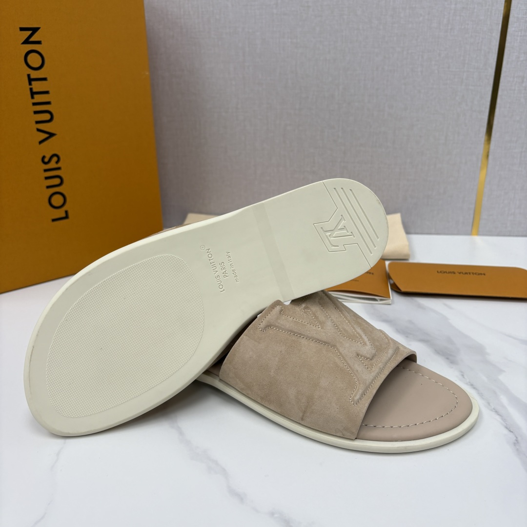 💋💍L家夏季新品 路易-威登 L*V PORTOFINO 凉拖 官方 7,050 将法式奢华与夏日休闲完