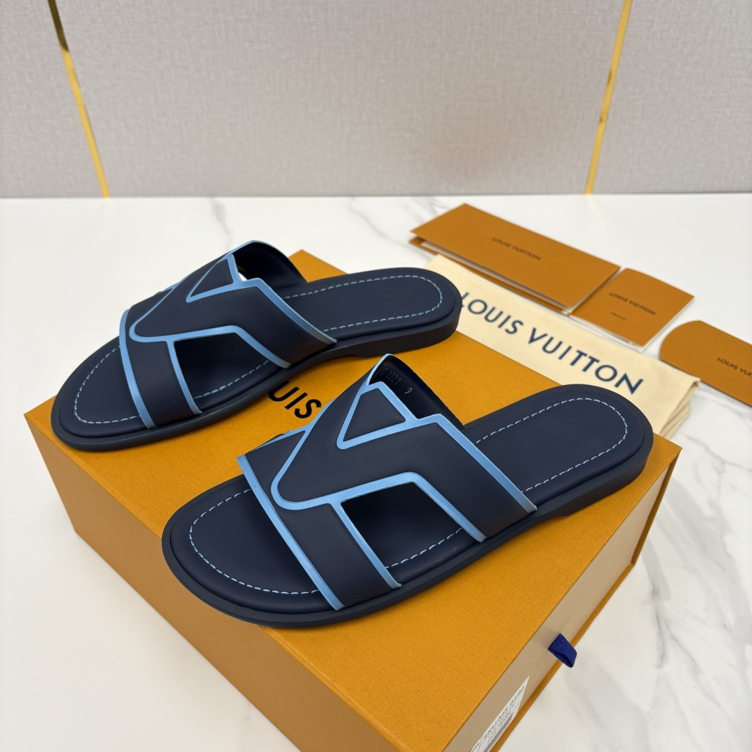 💋💍L家夏季新品 路易-威登 L*V PORTOFINO 凉拖 官方 7,050 将法式奢华与夏日休闲完