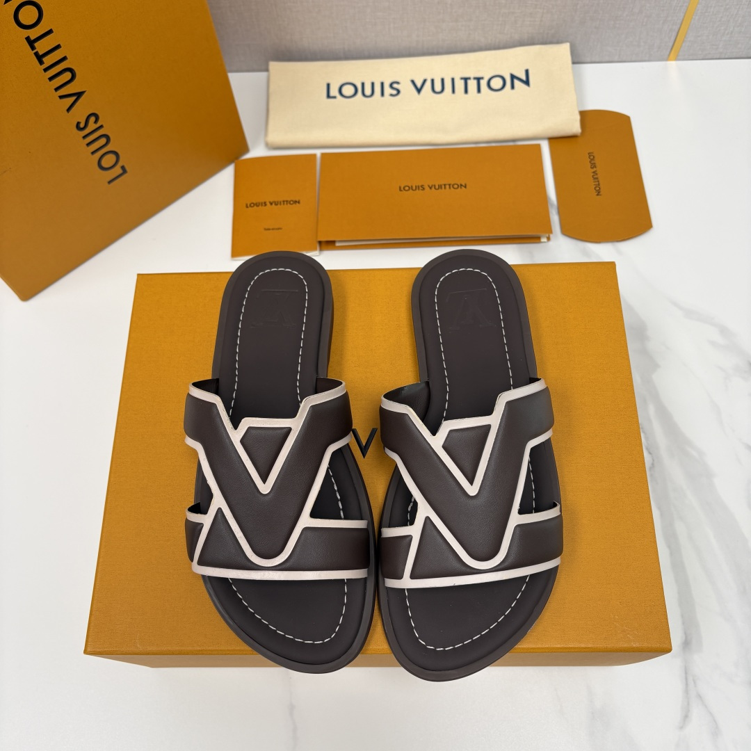 💋💍L家夏季新品 路易-威登 L*V PORTOFINO 凉拖 官方 7,050 将法式奢华与夏日休闲完