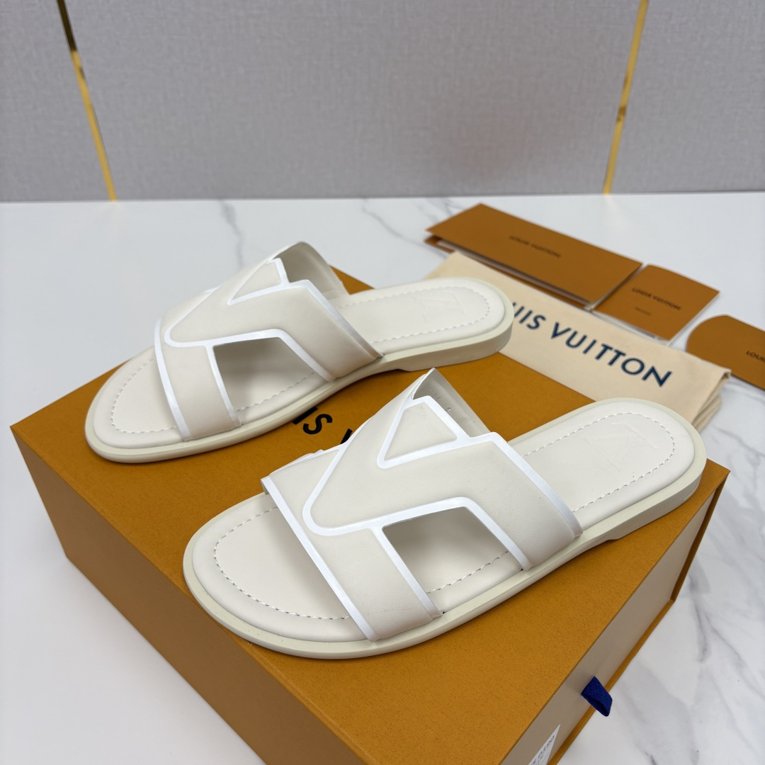 💋💍L家夏季新品 路易-威登 L*V PORTOFINO 凉拖 官方 7,050 将法式奢华与夏日休闲完