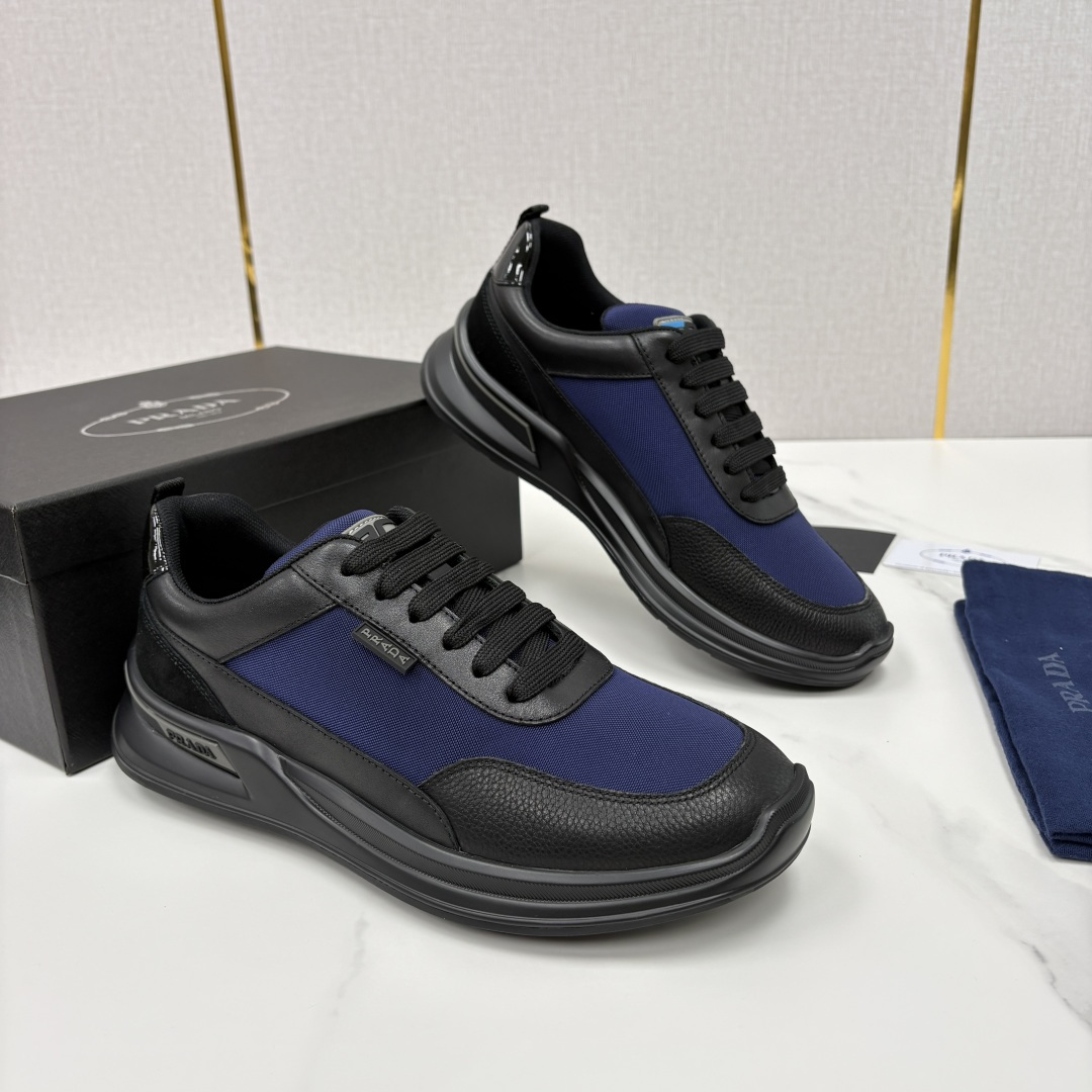 💋💍P 家新品  Prad* 普拉-达   新款男士小牛皮拼网布运动鞋出货！ 莞产猛货。机能风休闲鞋 |