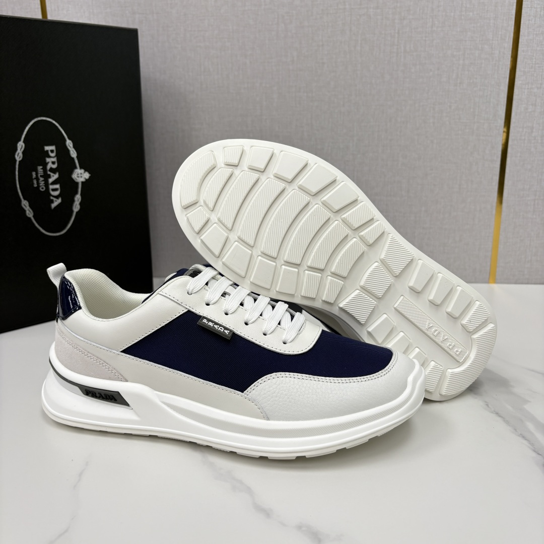 💋💍P 家新品  Prad* 普拉-达   新款男士小牛皮拼网布运动鞋出货！ 莞产猛货。机能风休闲鞋 |