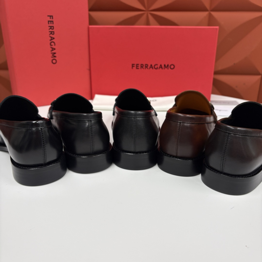 💋💍 SF 菲拉** 专柜同步新款 男士便鞋 可休闲可正装莫卡辛乐福皮鞋  经典造型体现正装时髦魅力，全