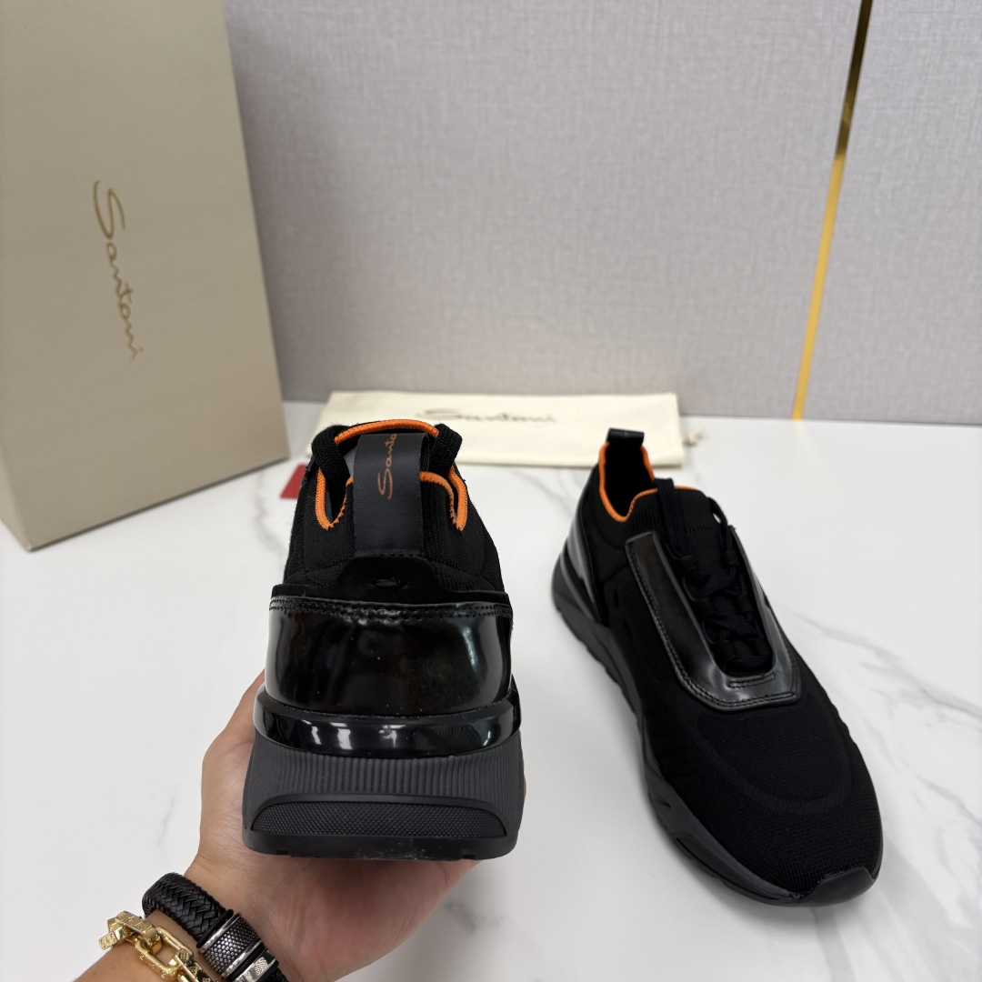 💋💍Santon* (圣东-尼）意大利男士针织压花低帮运动鞋出货！这个意大利纯手工鞋履品牌的每一双鞋设计